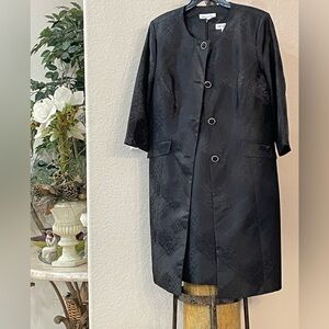 Danillo Black Textured Dress and jacket Suit 2 pc ladies Like New SZ 14